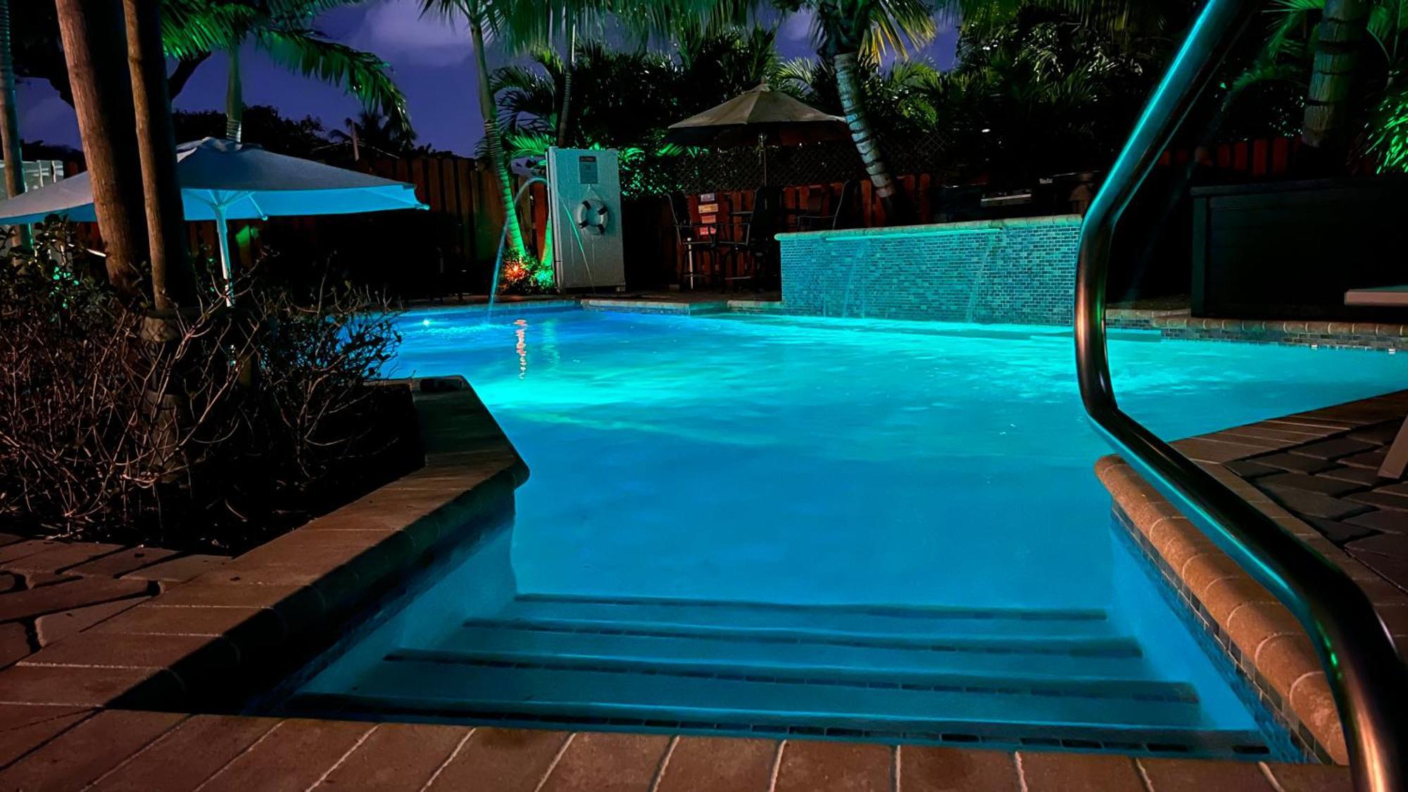 Billy'S Resort- Men Only - Solo Hombres Wilton Manors Ngoại thất bức ảnh